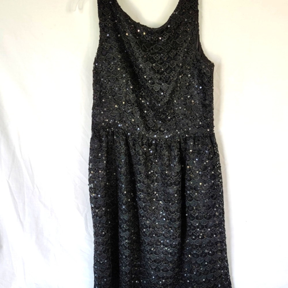 RSVP Black Sheath Midi Dress with Sequins through out making it Sparkle. Size 10
